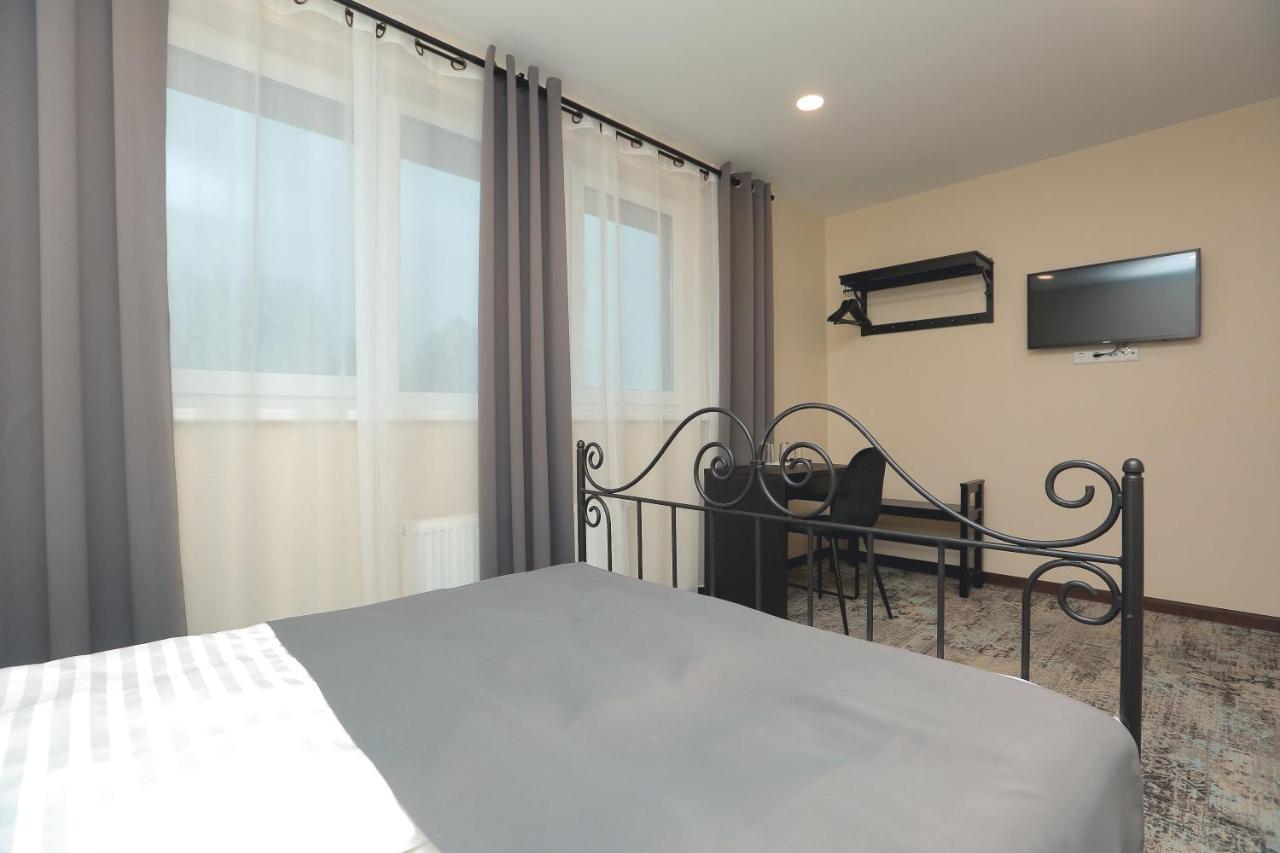 Bransa Motel Telšiai Kültér fotó